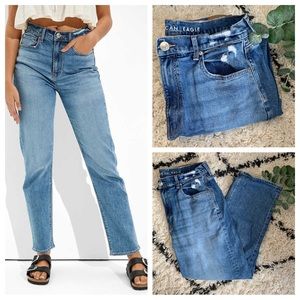 American Eagle • Highest Rise 90's Boyfriend Jeans • Medium Wash • Size 12 Short
